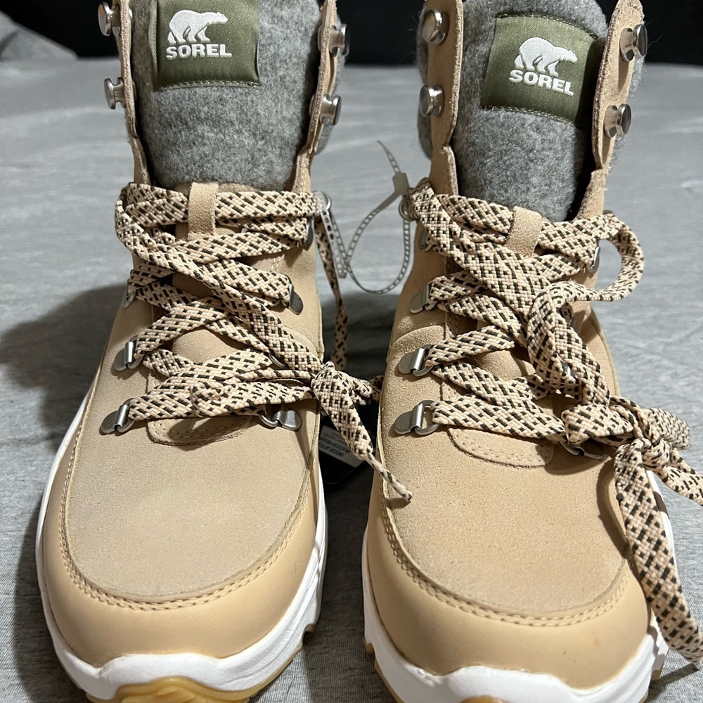 Sorel Tan Winter Boots